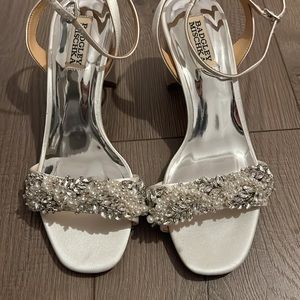 7.5 mishka badgley shoes clara